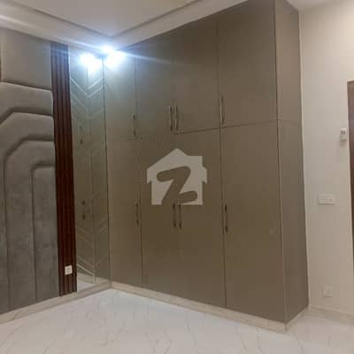10 Marla Spacious House Available In Bahria Town - Sector C For Rent 10 Marla Spacious House Available In Bahria Town - Sector C For Rent