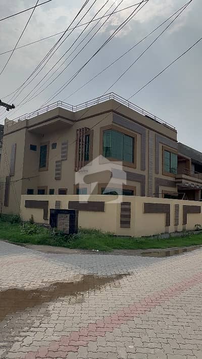 10-Marla Corner House Available For Sale