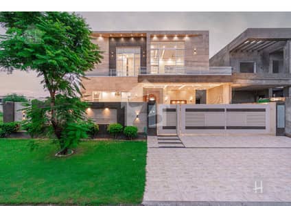 Slightly Used Near To Park 1 Kanal Modern Design Luxury House