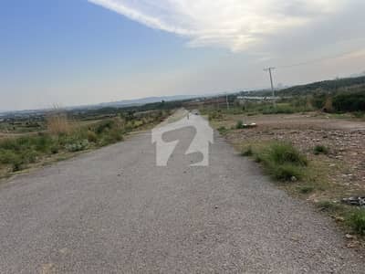 10 Marla Plot For Sale in F-14/1 Near masjid And Main Road 10 Marla Plot For Sale in F-14/1 Near masjid And Main Road