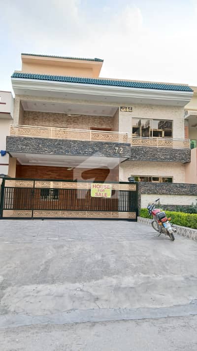 جی ۔ 13/1 جی ۔ 13,اسلام آباد میں 6 کمروں کا 10 مرلہ مکان 9.0 کروڑ میں برائے فروخت۔