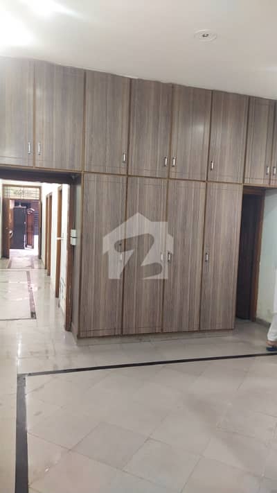 Near wapda town Gulshan e Lahore society 10 Mrla lower portion for rent