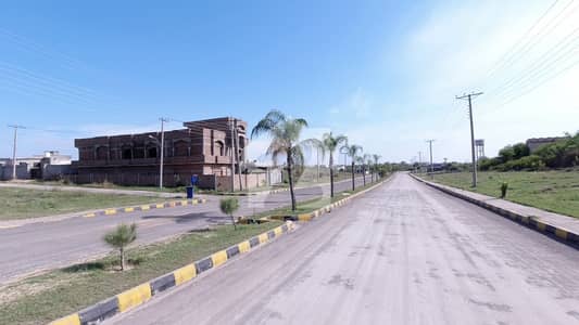 ایف او ای سی ایچ ایس ۔ فارن آفس ایمپلائیز سوسائیٹی اسلام آباد میں 1 کنال رہائشی پلاٹ 1.25 کروڑ میں برائے فروخت۔ ایف او ای سی ایچ ایس ۔ فارن آفس ایمپلائیز سوسائیٹی اسلام آباد میں 1 کنال رہائشی پلاٹ 1.25 کروڑ میں برائے فروخت۔