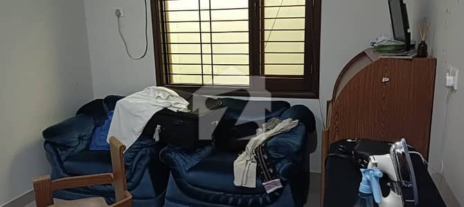 ڈی ایچ اے فیز 8 ڈی ایچ اے ڈیفینس,کراچی میں 4 کمروں کا 5 مرلہ مکان 8.65 کروڑ میں برائے فروخت۔