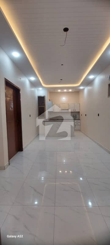 2 bed Prime West-Open Corner Upper Ground Floor for Sale in PECHS Block 2