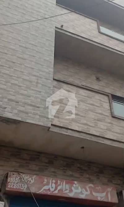 یتیم خانہ چوک ملتان روڈ,لاہور میں 10 کمروں کا 5 مرلہ عمارت 3.75 کروڑ میں برائے فروخت۔