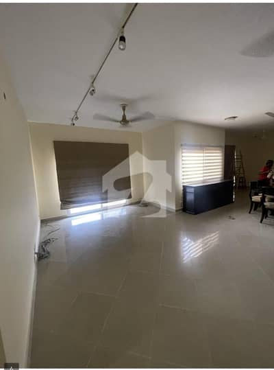 HIGH-FLOOR 4-BEDROOM APARTMENT FOR RENT IN CREEK VISTAS (16TH STREET FACING), DHA PHASE 8, KARACHI
