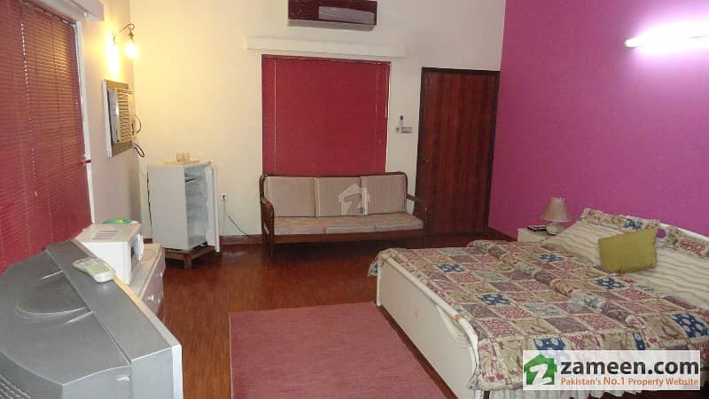 Paying Guest Cum Accommodation Rooms For Rent In Dha