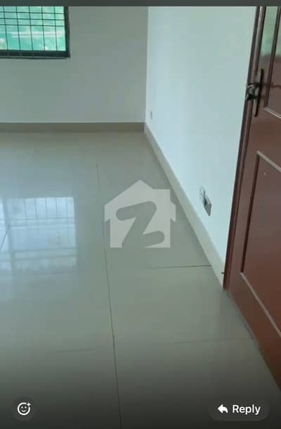 1 KANAL UPPER PORTION CORNER HOUSE AVAILABLE FOR RENT IN DHA PH 3 BLOCK Z . . HOT LOCATION