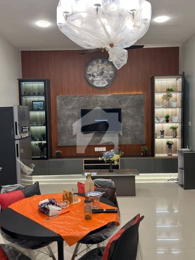 300 Sqr Yds Beautiful Duplex Bungalow In Phase VI DHA
