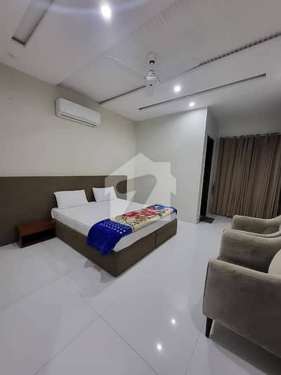 Vip 1 Kanal Luxury Furnished House Available For Rent In Bahria Town Lahore