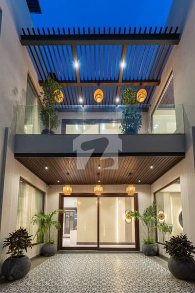 Get In Touch Now To Buy A House In DHA Phase 8