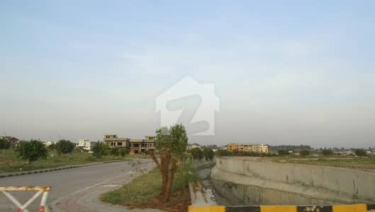 Get In Touch Now To Buy A Commercial Plot In Islamabad Get In Touch Now To Buy A Commercial Plot In Islamabad
