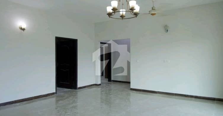 10 Marla Flat Situated In Askari 11 For sale 10 Marla Flat Situated In Askari 11 For sale