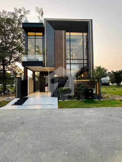 Experience Luxury Living Brand New 5 Marla House for Sale