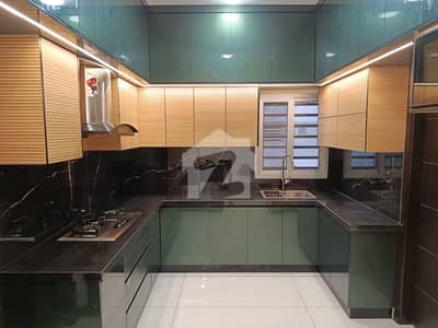 Semi Furnished 3 Bed DD With Private Lift