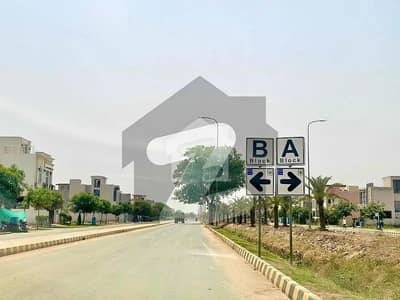 5 Marla TOP LOCTION PLOT for sale in dha phase 8 z6 5 Marla TOP LOCTION PLOT for sale in dha phase 8 z6