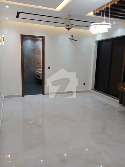 brend new flat for rent