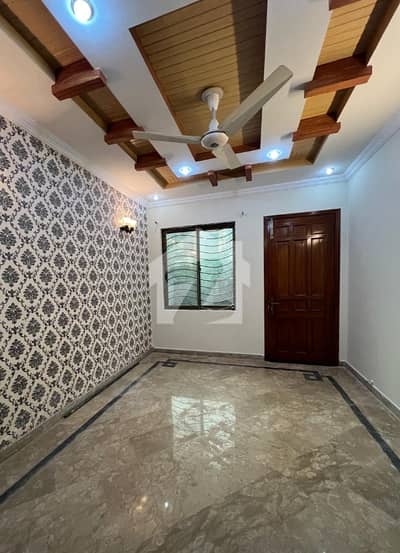 4 Marla Ground Portion Available On Rent G13/1