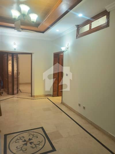 10 Marla Upper Portion For Rent | 2 Bed | Servant Quarter | PKR 85,000 | Prime Location
