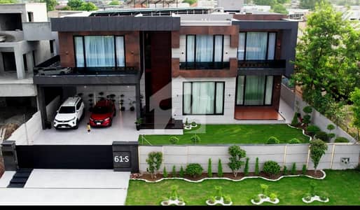 100% Original Deal Ultra Top Notch 2 Kanal Brand New Bungalow Reasonable Price In Market Near Dolmen Mall & Park Near To Raya Commercial Prime Location DHA Phase 6
