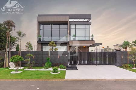 KANAL BUNGALOW KANAL LAWN HOUSE FOR SALE AT IDEAL LOCATION IN DHA PHASE 6