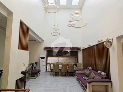 DHA 500 Yards Slightly Used Bungalow For Sale DHA 500 Yards Slightly Used Bungalow For Sale