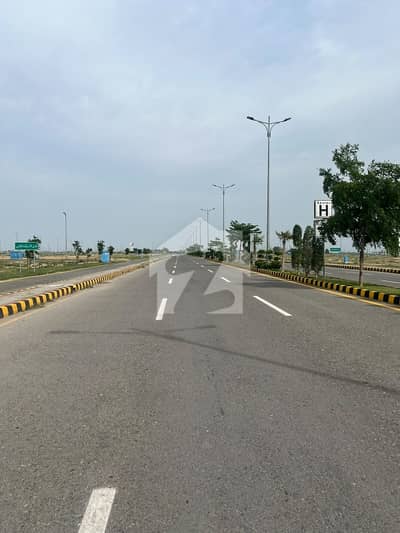 ڈی ایچ اے فیز9 پریزم - بلاک ڈی ڈی ایچ اے فیز9 پریزم,ڈی ایچ اے ڈیفینس,لاہور میں 1 کنال رہائشی پلاٹ 2.05 کروڑ میں برائے فروخت۔