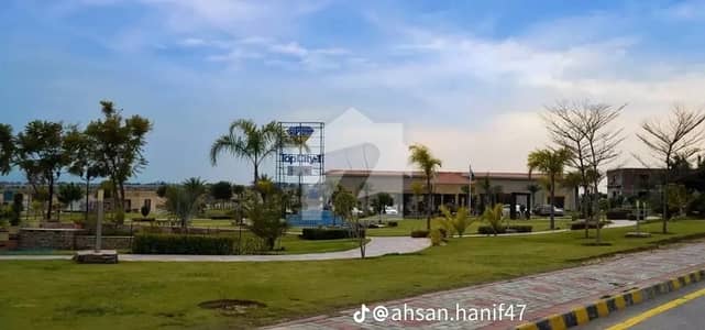 ٹاپ سٹی 1 - بلاک بی ٹاپ سٹی 1,اسلام آباد میں 1 کنال رہائشی پلاٹ 2.9 کروڑ میں برائے فروخت۔