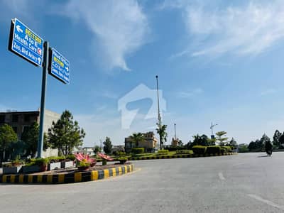 بحریہ انکلیو - سیکٹر ایف1 بحریہ انکلیو,بحریہ ٹاؤن,اسلام آباد میں 8 مرلہ رہائشی پلاٹ 1.35 کروڑ میں برائے فروخت۔