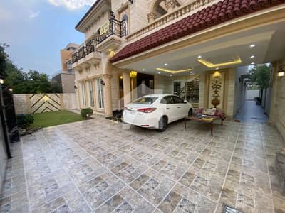 1 KANAL HOUSE FOR SALE IN OVERSEAS B BLOCK
