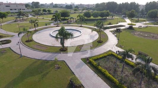 1 Kanal Top of the Line Location Near Park Mosque Market and Main Approach 1 Kanal Top of the Line Location Near Park Mosque Market and Main Approach
