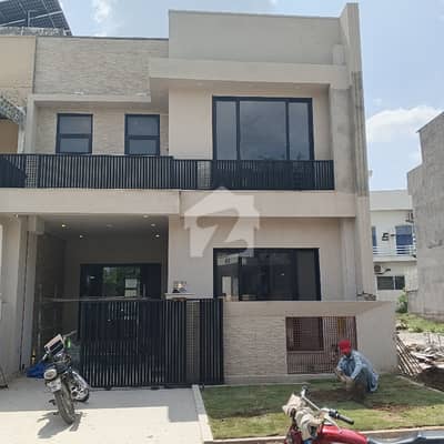 بحریہ انکلیو - سیکٹر ایچ بحریہ انکلیو,بحریہ ٹاؤن,اسلام آباد میں 3 کمروں کا 6 مرلہ مکان 3.1 کروڑ میں برائے فروخت۔ بحریہ انکلیو - سیکٹر ایچ بحریہ انکلیو,بحریہ ٹاؤن,اسلام آباد میں 3 کمروں کا 6 مرلہ مکان 3.1 کروڑ میں برائے فروخت۔