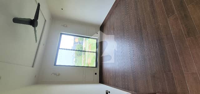 10 marla house For sale