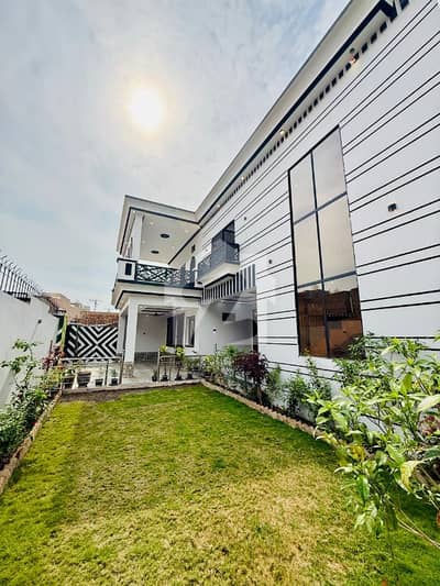 ورسک روڈ پشاور میں 5 کمروں کا 12 مرلہ مکان 3.5 کروڑ میں برائے فروخت۔ ورسک روڈ پشاور میں 5 کمروں کا 12 مرلہ مکان 3.5 کروڑ میں برائے فروخت۔