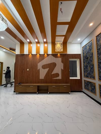 درمنگی ورسک روڈ,پشاور میں 6 کمروں کا 7 مرلہ مکان 2.2 کروڑ میں برائے فروخت۔ درمنگی ورسک روڈ,پشاور میں 6 کمروں کا 7 مرلہ مکان 2.2 کروڑ میں برائے فروخت۔