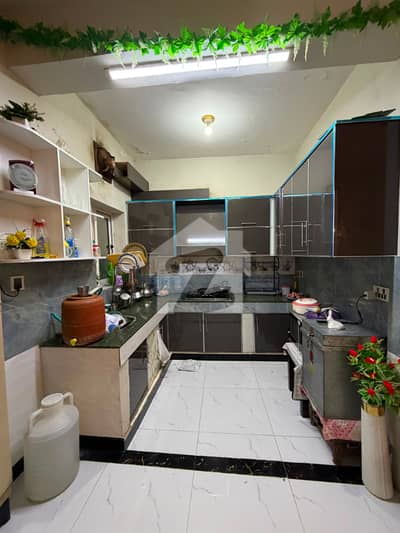 G11/4 700sq 2 Bed Flat Available For Sale