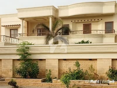 1000 Yards Fully Renovated Luxury Bungalow for Rent