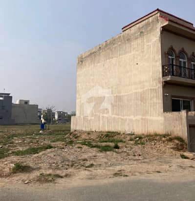 5 Marla Corner Plot for Sale in DHA 9 Town Block D Plot No. 712 | Extra Frontage & Maximum Construction Flexibility