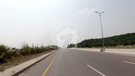 سی پندرہ اسلام آباد میں 1 کنال رہائشی پلاٹ 4.25 کروڑ میں برائے فروخت۔ سی پندرہ اسلام آباد میں 1 کنال رہائشی پلاٹ 4.25 کروڑ میں برائے فروخت۔