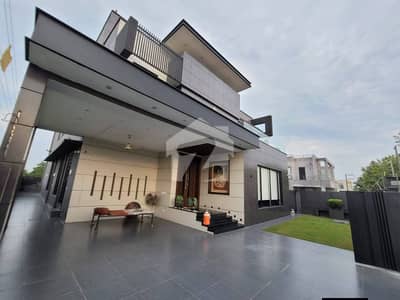 One kanal brand new luxury bungalow with 100 percent original pictures in dha phase 7 Lahore
