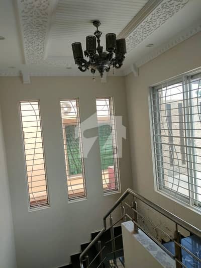 1 kanal tile floor upper portion is available for rent in Nfc Society lower portion lock