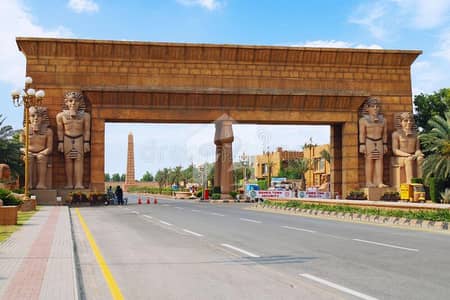 بحریہ ٹاؤن ۔ سیکٹر جی بحریہ ٹاؤن,لاہور میں 10 مرلہ کمرشل پلاٹ 1.48 کروڑ میں برائے فروخت۔