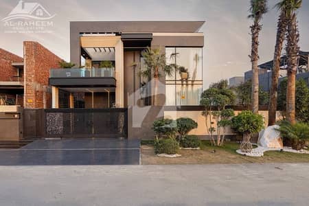 1 KANAL MODERN DESIGN LUXURY VILLA FOR SALE NEAR TO PARK. 1 KANAL MODERN DESIGN LUXURY VILLA FOR SALE NEAR TO PARK.