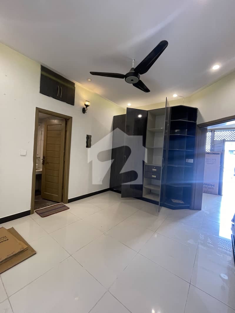 BEAUTIFUL LOCATION HOUSE FOR RENT BEAUTIFUL LOCATION HOUSE FOR RENT