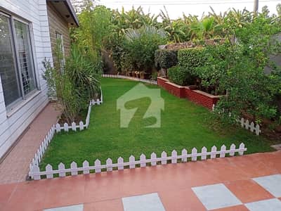 1-Kanal Owner Build Corner Bungalow Available For Sale Nearest Jalal Son' 1-Kanal Owner Build Corner Bungalow Available For Sale Nearest Jalal Son'