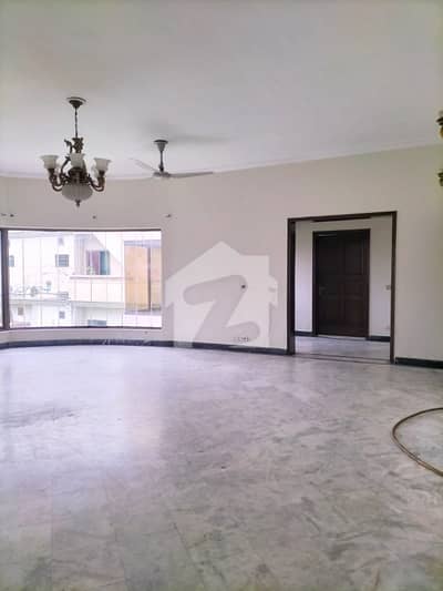 Upper Portion Available For Rent