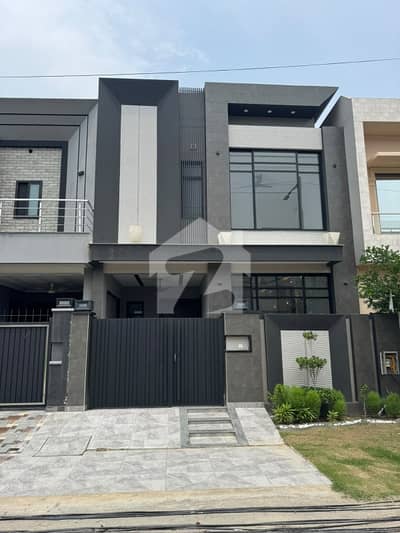 5 Marla Brand New Luxury House For Sale Banker Avenue Cooperative Society Lahore 5 Marla Brand New Luxury House For Sale Banker Avenue Cooperative Society Lahore