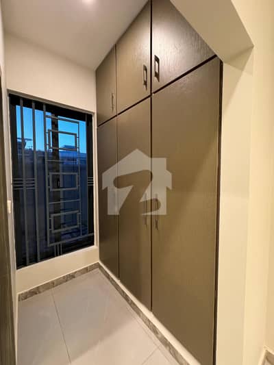 BEAUTIFUL LOCATION BRAND NEW GROUND PORTION FOR RENT