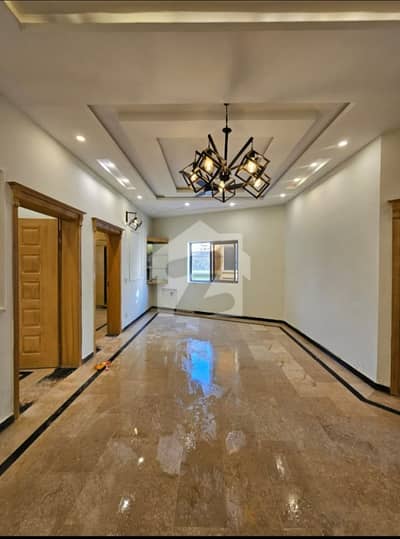 BEAUTIFUL LOCATION HOUSE FOR RENT